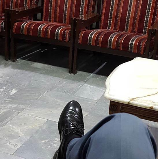 نیما کرمی در مطب دکتر ریه نیما کرمی در مطب دکتر ریه